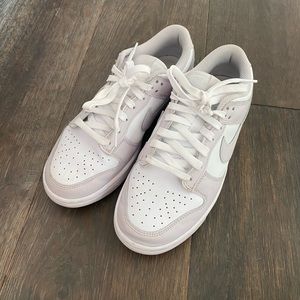 light violet dunk lows, worn a couple times, originally bought for 230 off goat